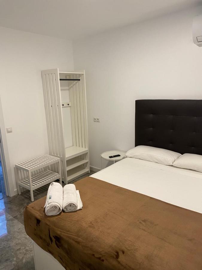 Hostal Alaska Мадрид Экстерьер фото