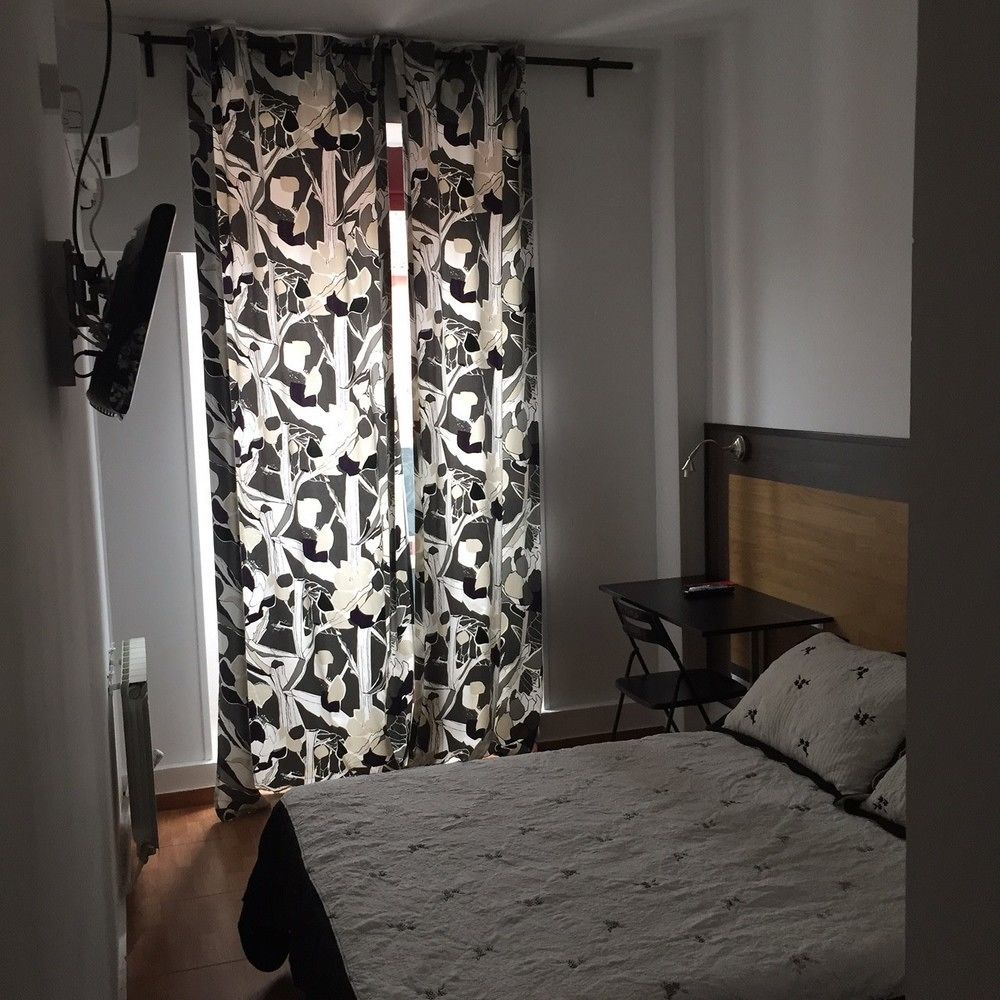 Hostal Alaska Мадрид Экстерьер фото